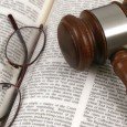Decreto Legislativo 231/2001: Nuovi reati introdotti Le novità introdotte dagli articoli: 24-ter riguardante i delitti di criminalità organizzata ( ex L.94/2009); 25-bis 1 riguardante delitti contro l’industria e il commercio (ex L.n. 99/2009); 25-novies concernente i delitti in materia di violazione...