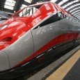 Nasce il nuovo Frecciarossa, ce lo presenta Natalino Balasso! Nasce il nuovo Frecciarossa con la possibilità di scegliere tra 4 livelli di servizio: Executive, Business, Premium e Standard. Interni completamente rinnovati, design moderno, nuove dotazioni tecnologiche e servizi esclusivi, per il tuo viaggio d’affari...